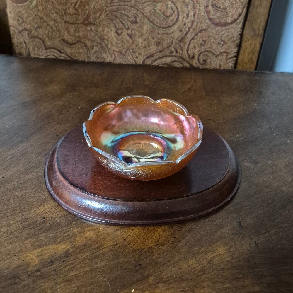 VTG JEANETTE Crackle Marigold Iridescent Glass Scalloped Edge 4.25" Berry Bowls